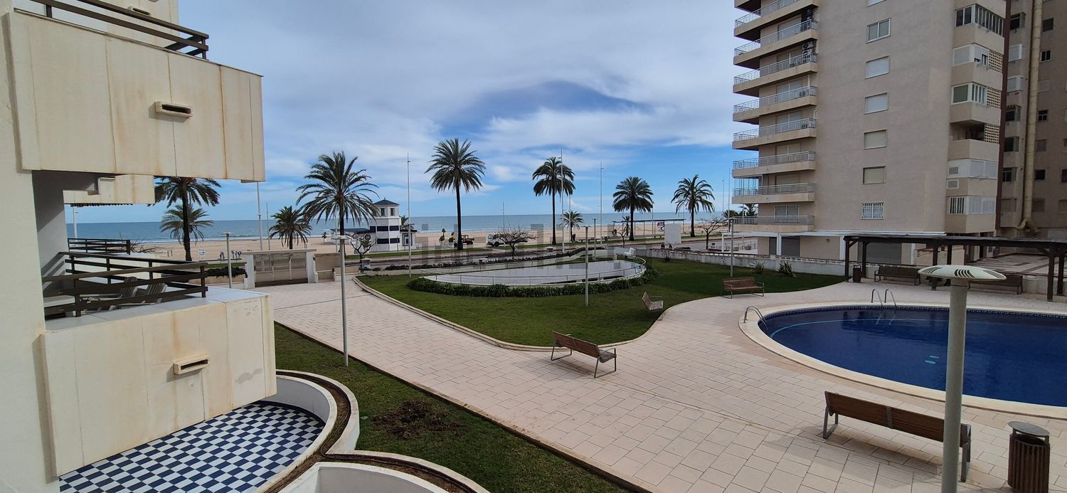Dúplex en venta en Ps Maritim Neptu, 95