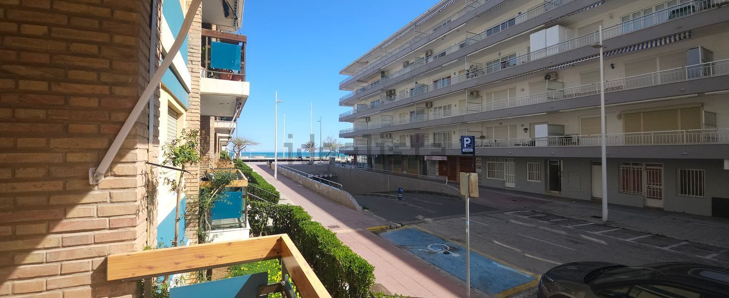 Piso en venta en CL Catalunya, 8