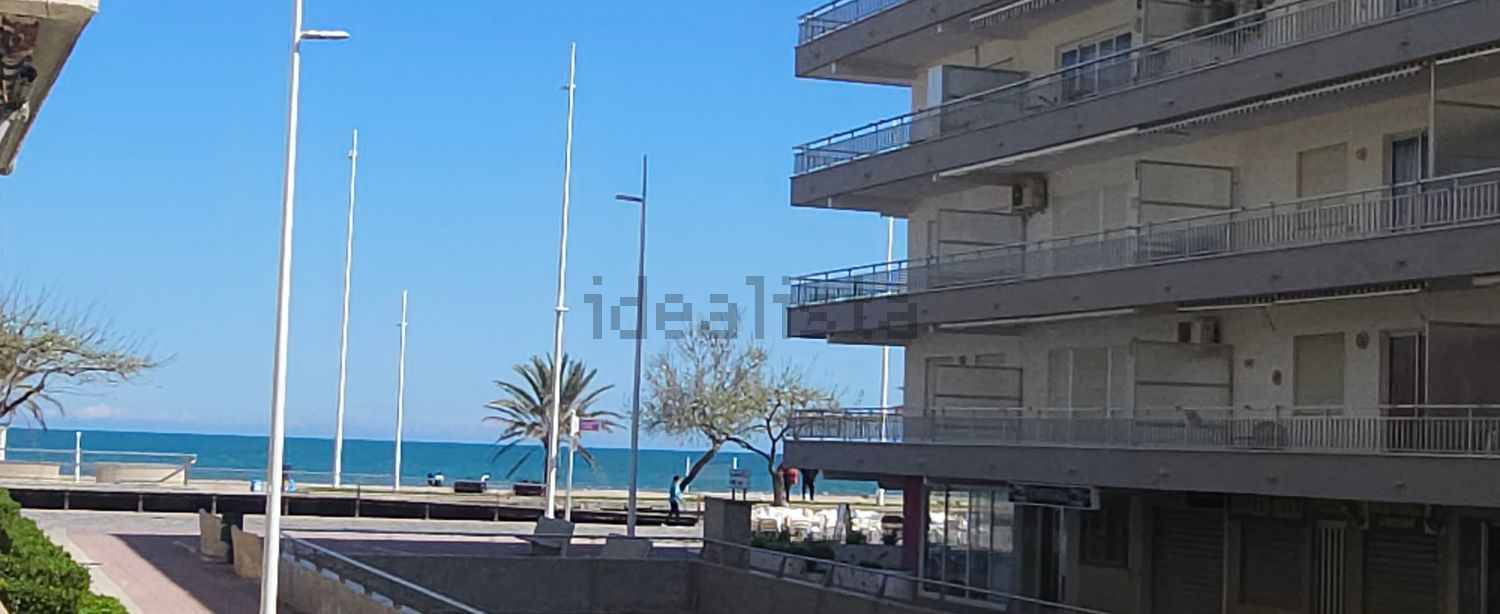 Piso en venta en CL Catalunya, 8