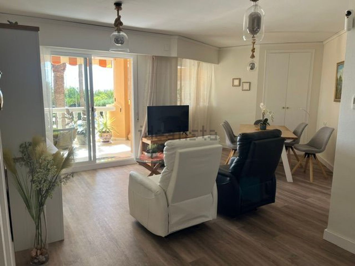 Piso en venta en Calle Doctor Fleming, 56
