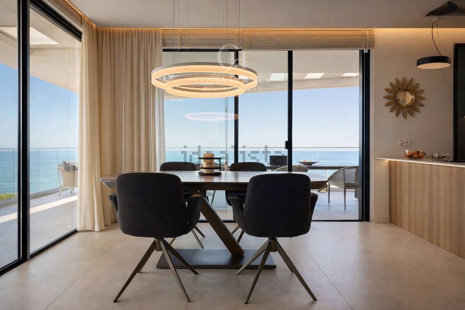 Dúplex en venta en Calle Mar Càspia, 38