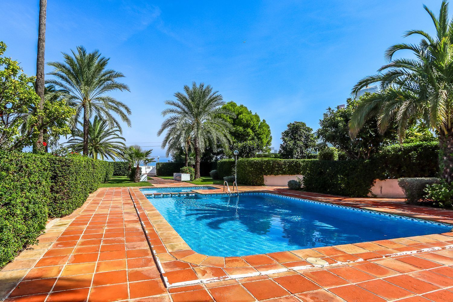 Chalet adosado en venta en Les Bassetes-El Marjal