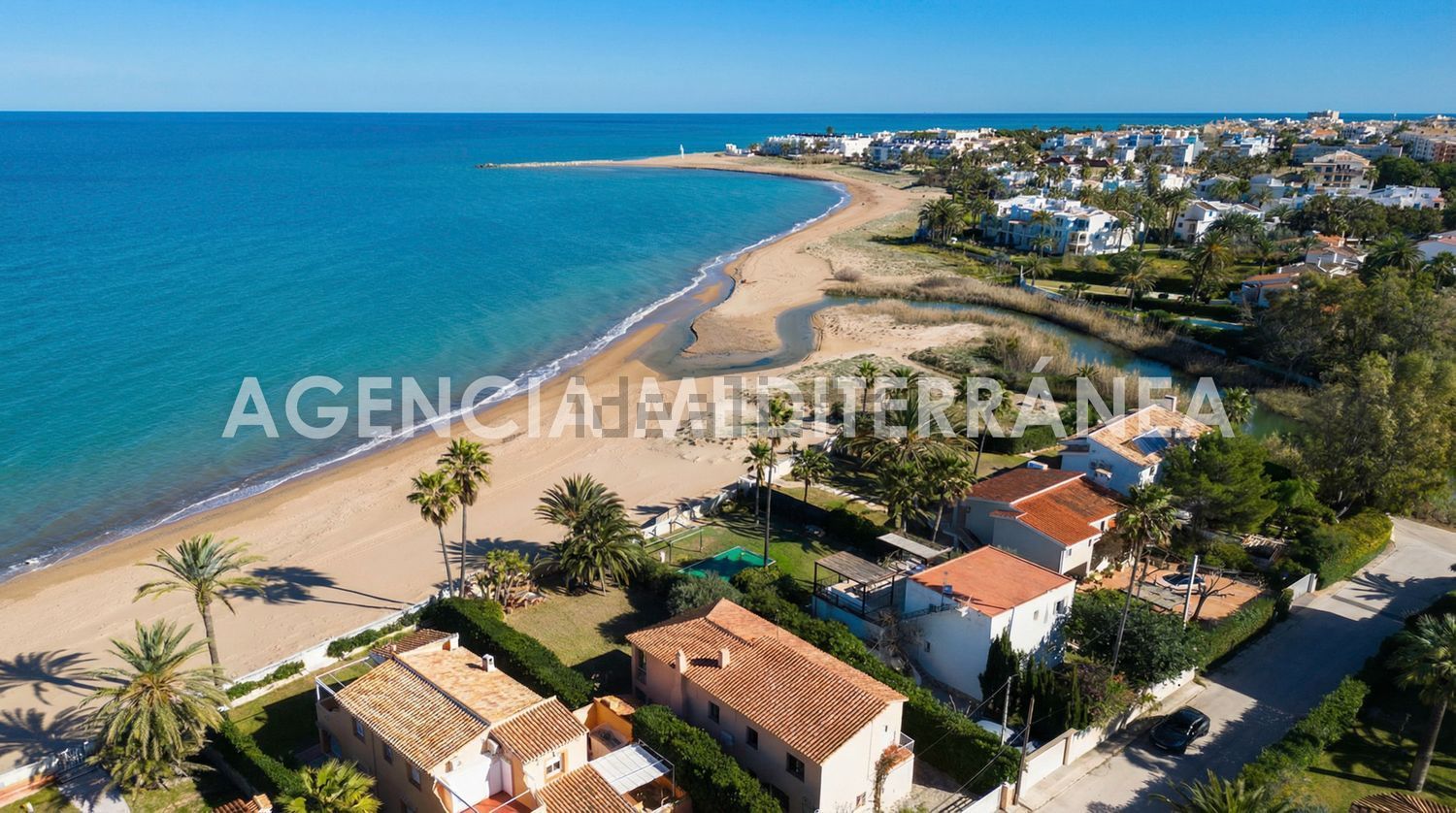 Casa o chalet independiente en venta en L'Almadrava-L'Estanyò
