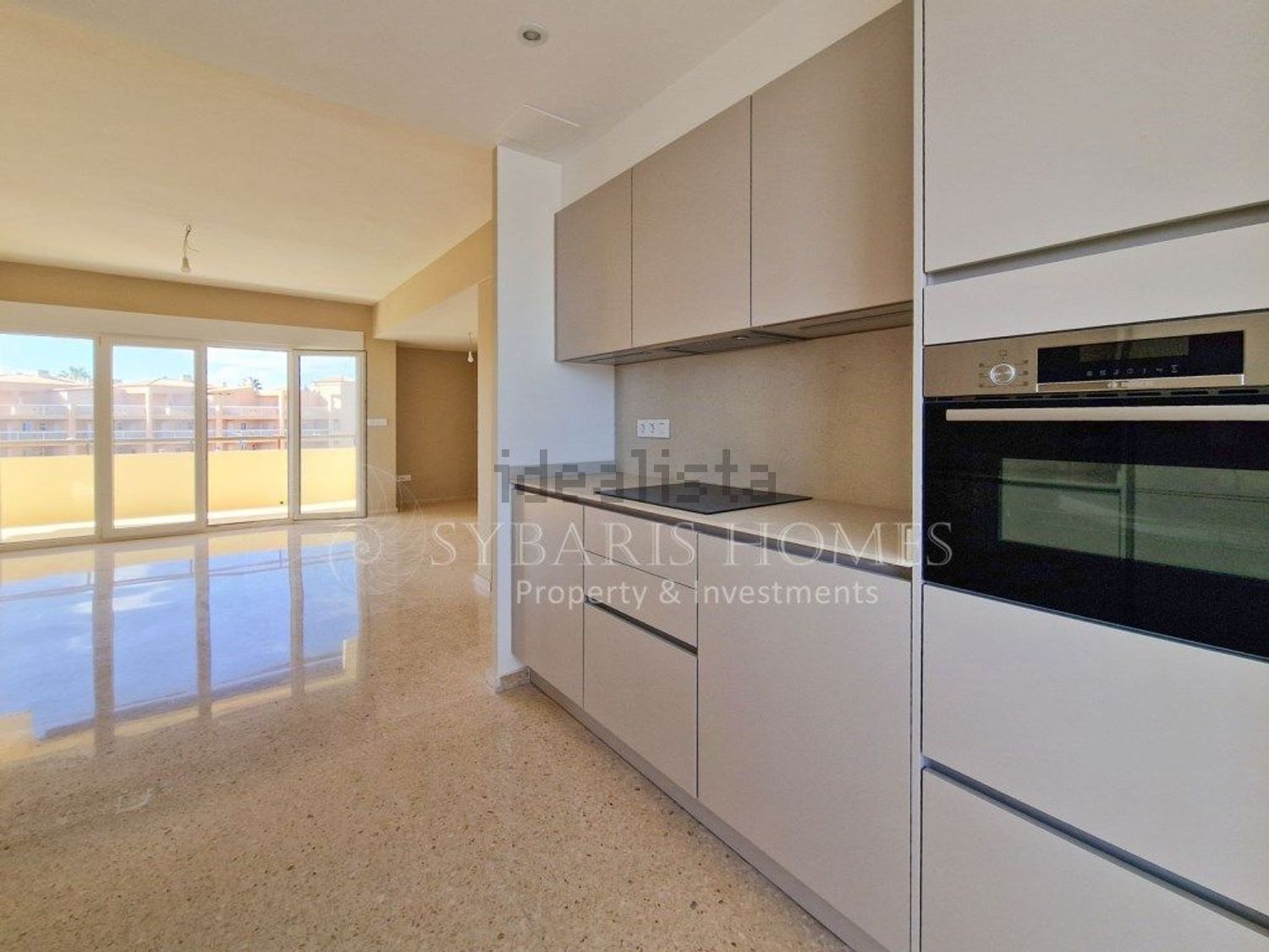 Piso en venta en Calle Llac Eire