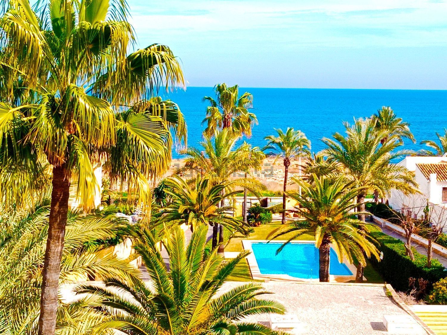 Chalet adosado en venta en Avenida del Mediterrània