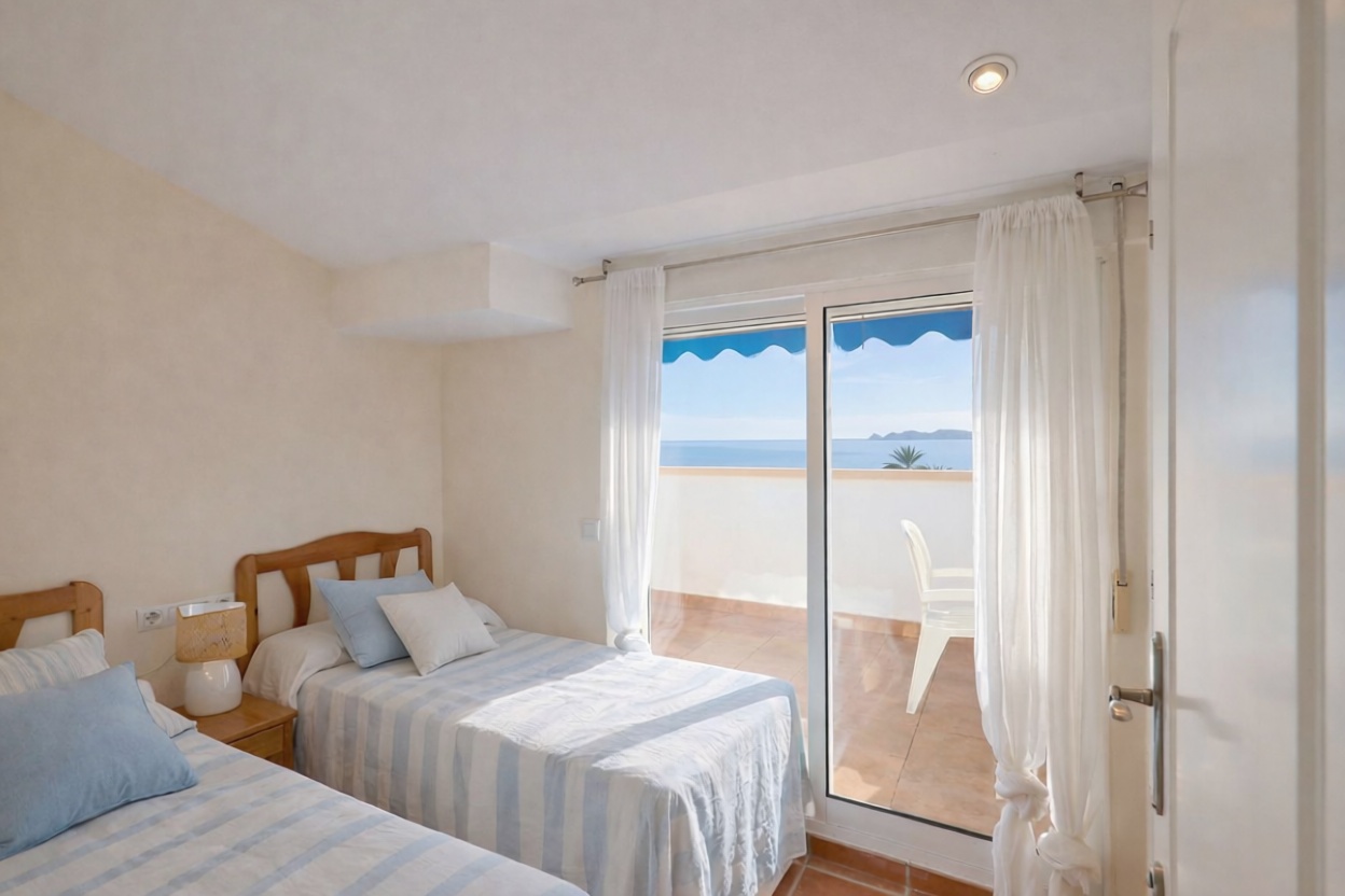 Ático en primera línea de mar en Jávea/Xàbia — Dormitorio