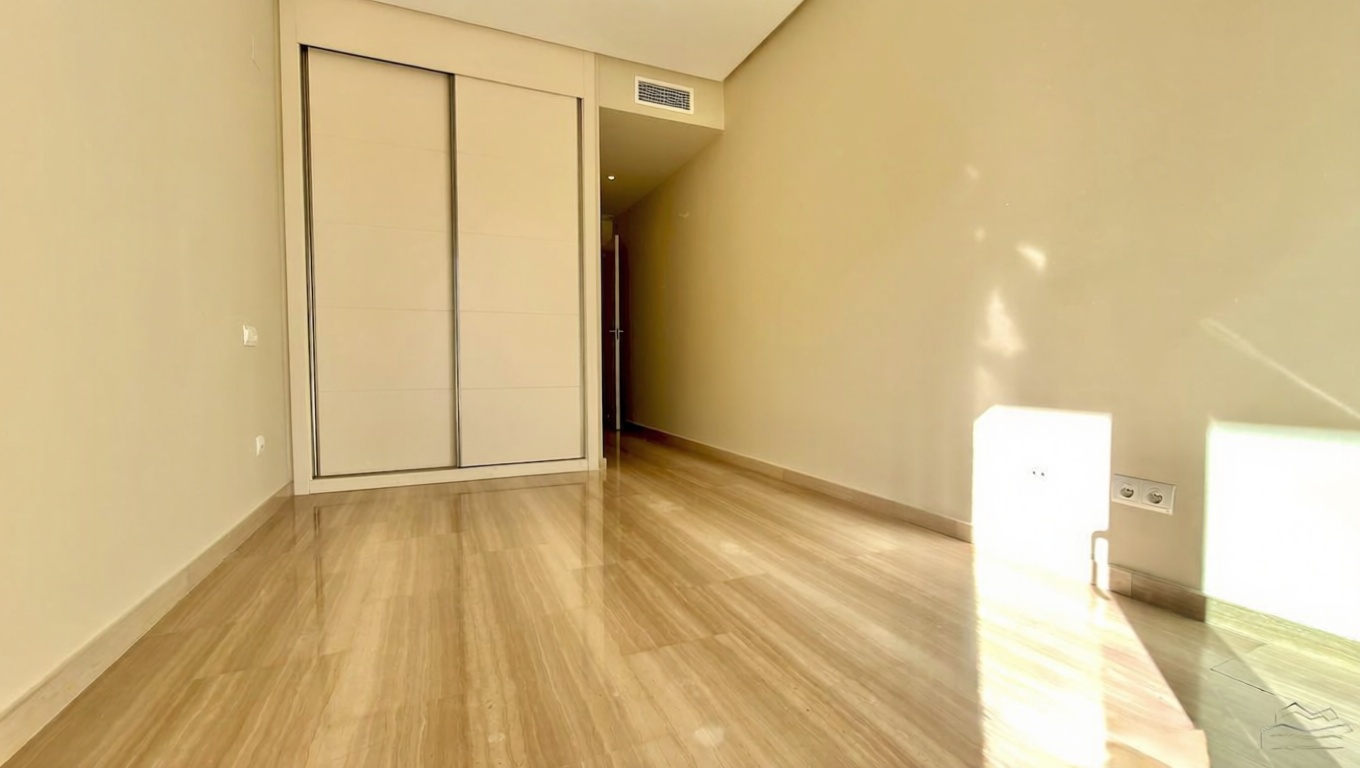Piso en primera línea de playa en Jávea/Xàbia — Dormitorio