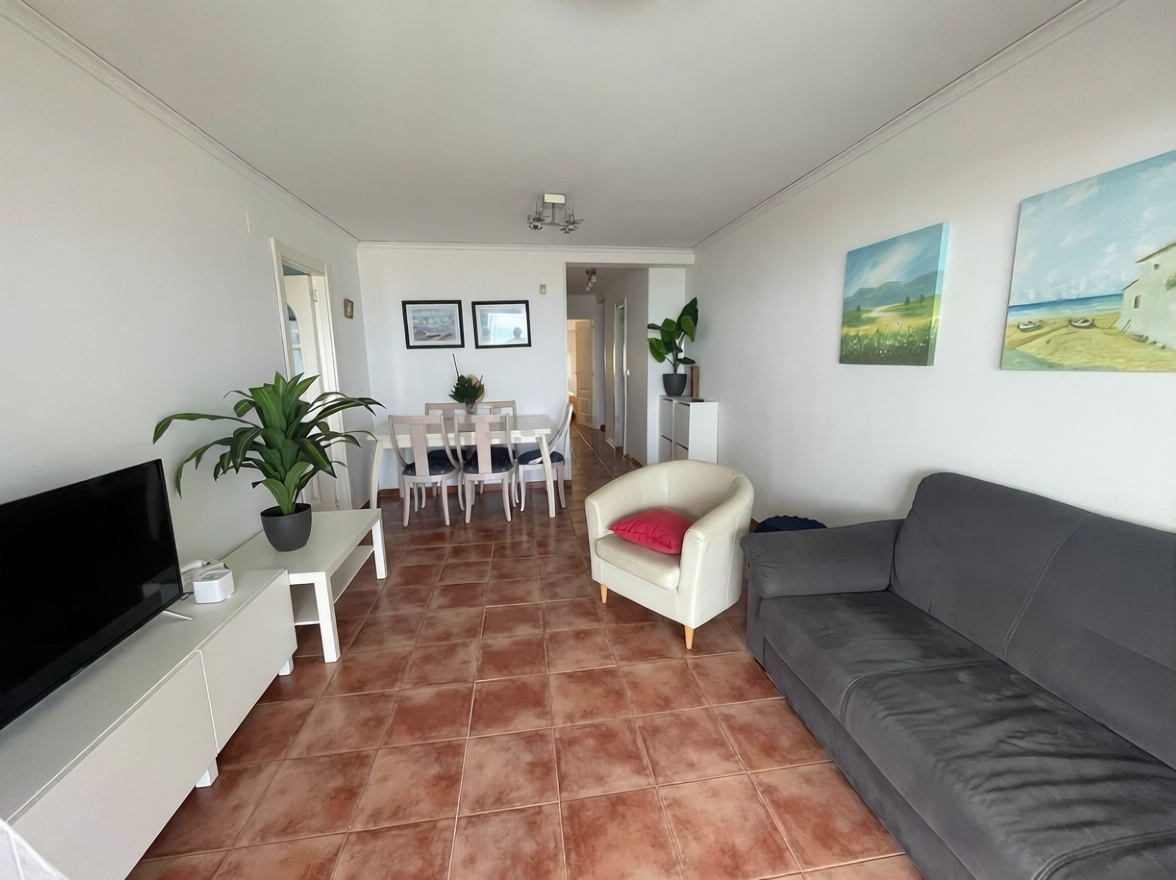 Appartement en première ligne de plage à Xeraco — Séjour