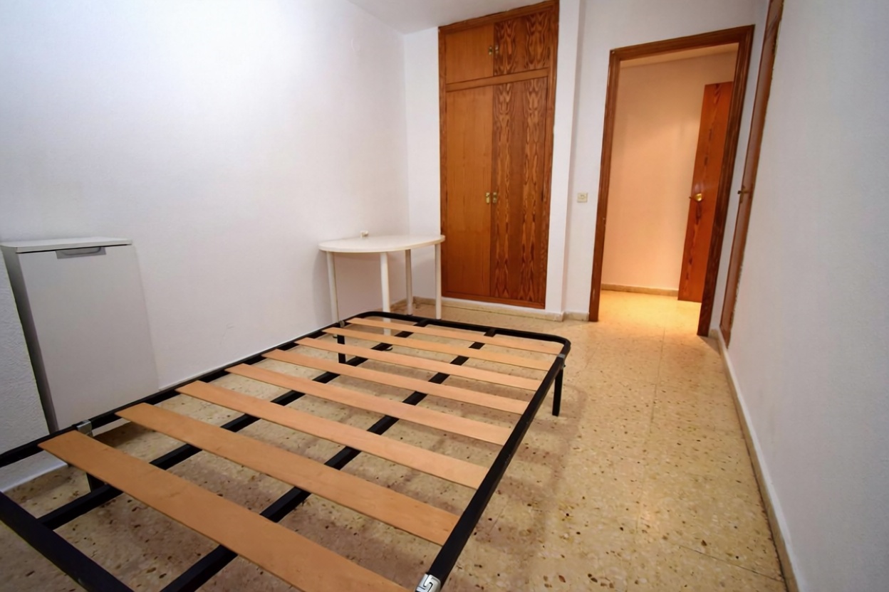 Apartamento em primeira linha de praia em Alboraya — Quarto