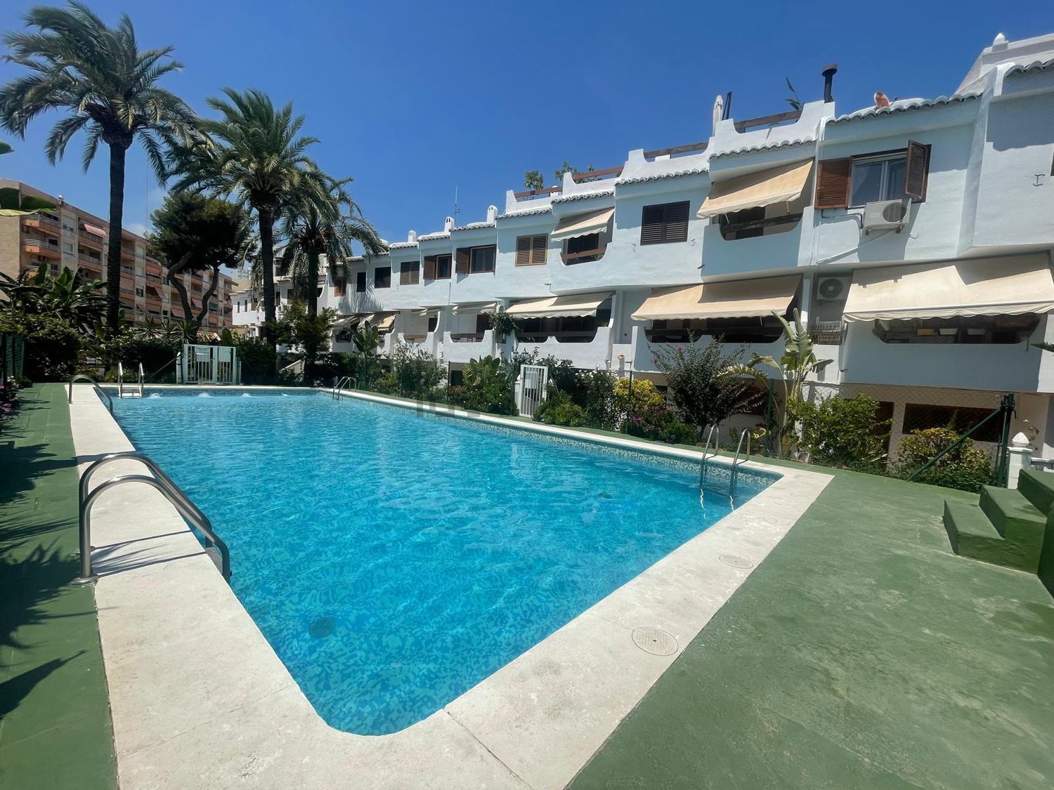 Chalet adosado en venta en Paris