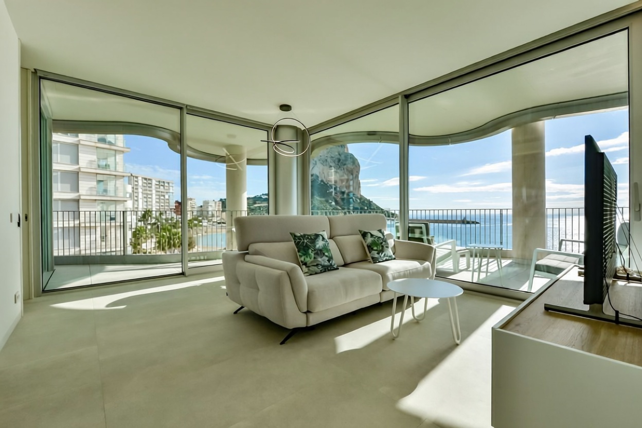 Apartamento à venda pé na areia em Calpe — Sala