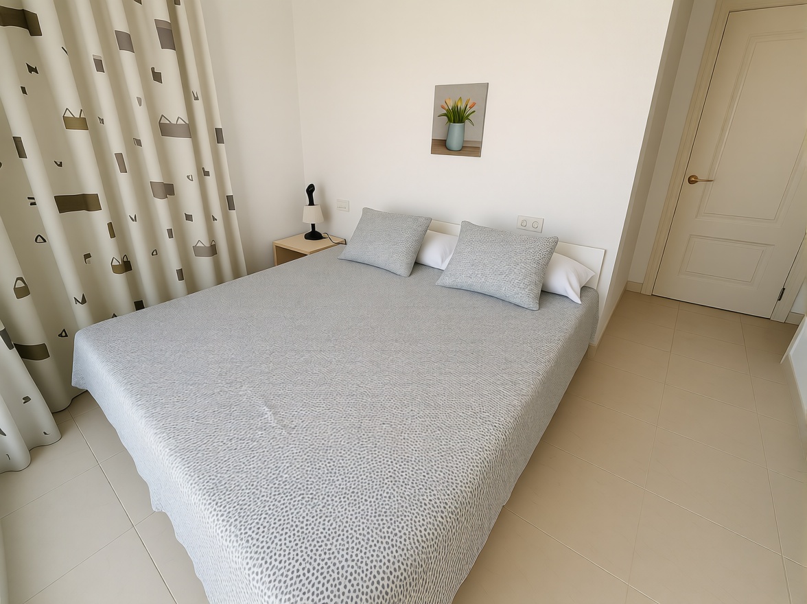 Apartamento à venda pé na areia em Calpe — Quarto