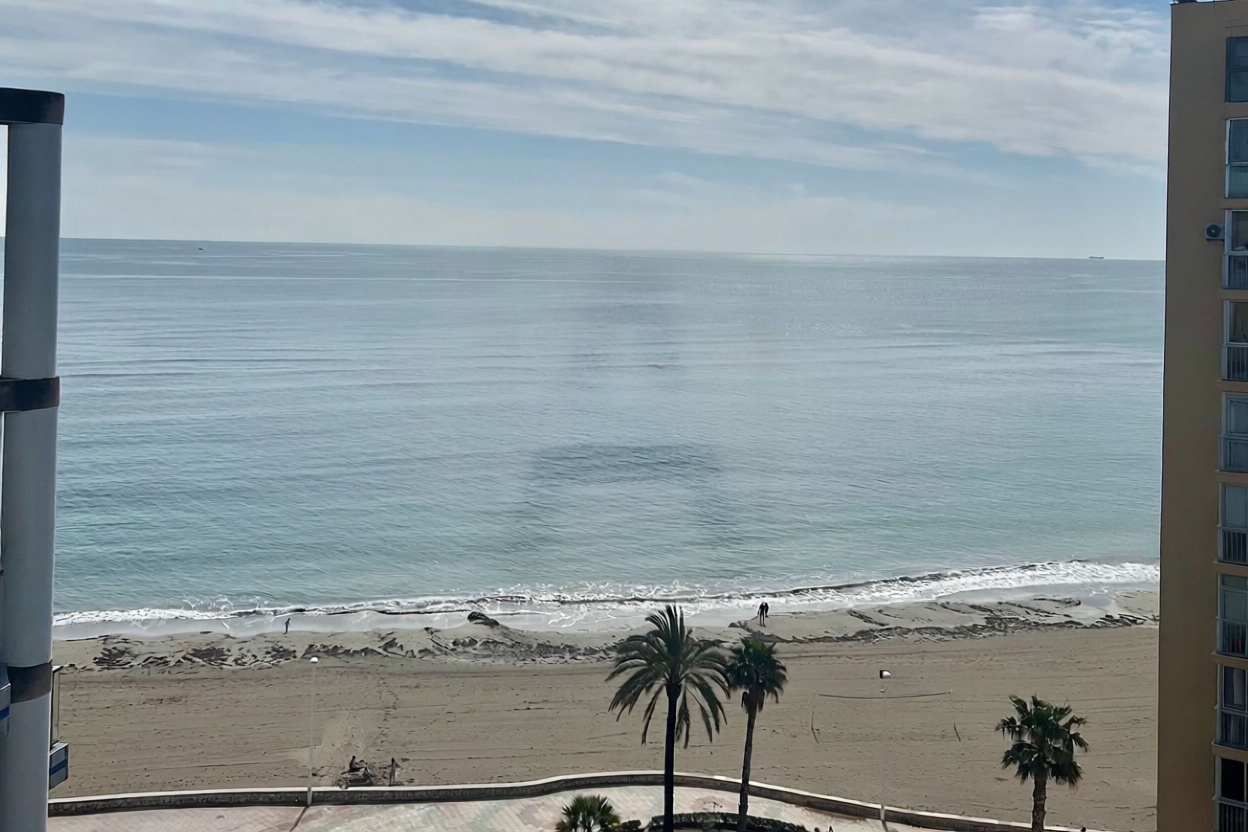 Apartamento à venda pé na areia em Calpe — Vista mar