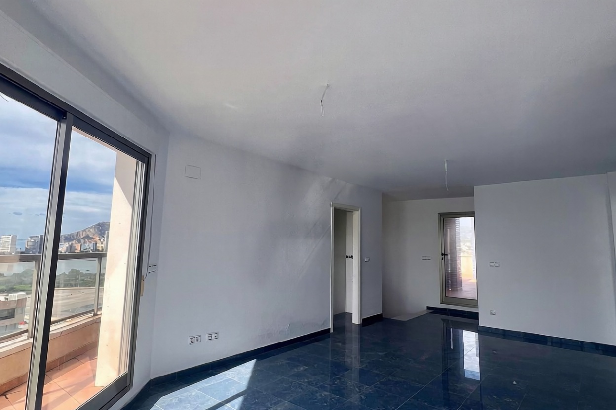 Apartamento à venda pé na areia em Calpe — Sala