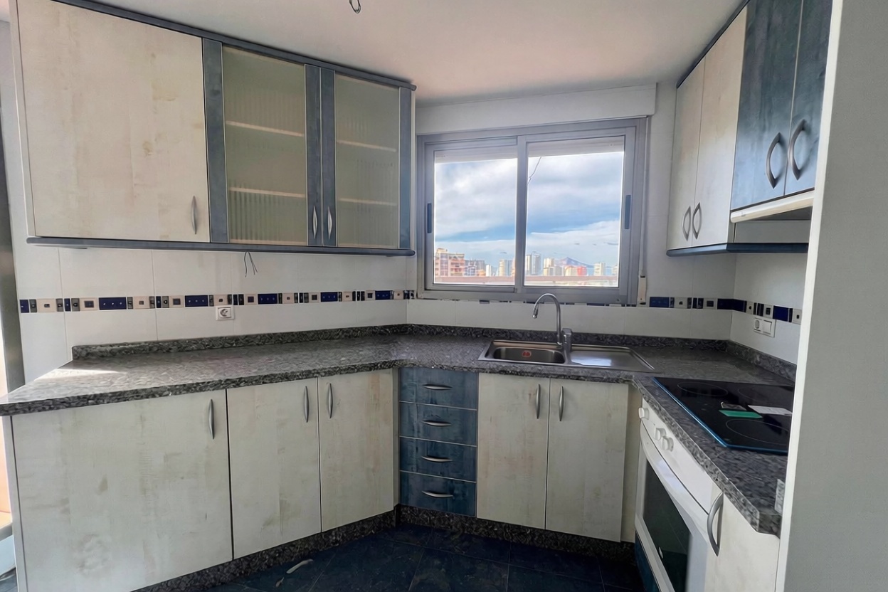Apartamento à venda pé na areia em Calpe — Cozinha