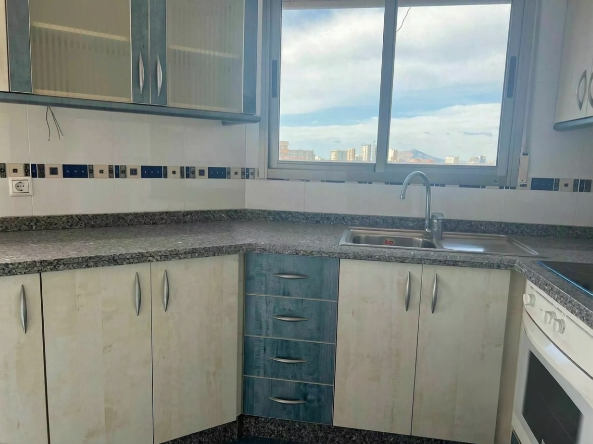 Duplex à venda pé na areia em Calpe — Cozinha