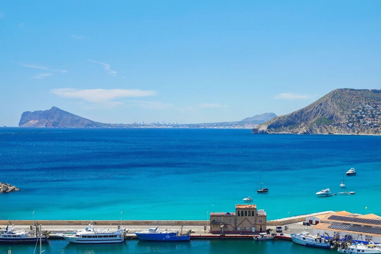 Apartamento à venda pé na areia em Calpe — Vista mar