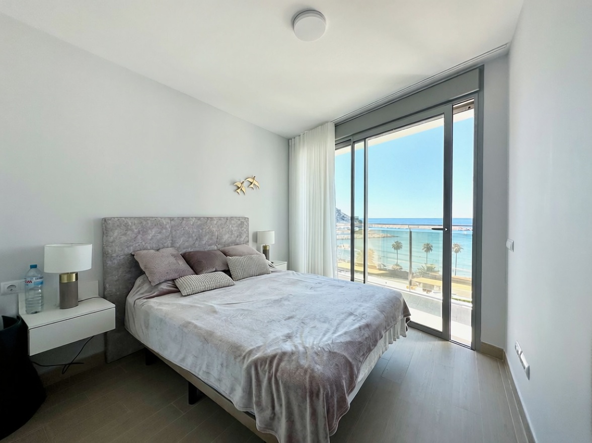 Apartamento à venda pé na areia em Calpe — Quarto
