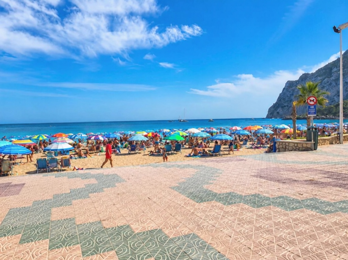 Apartamento à venda pé na areia em Calpe — Vista mar