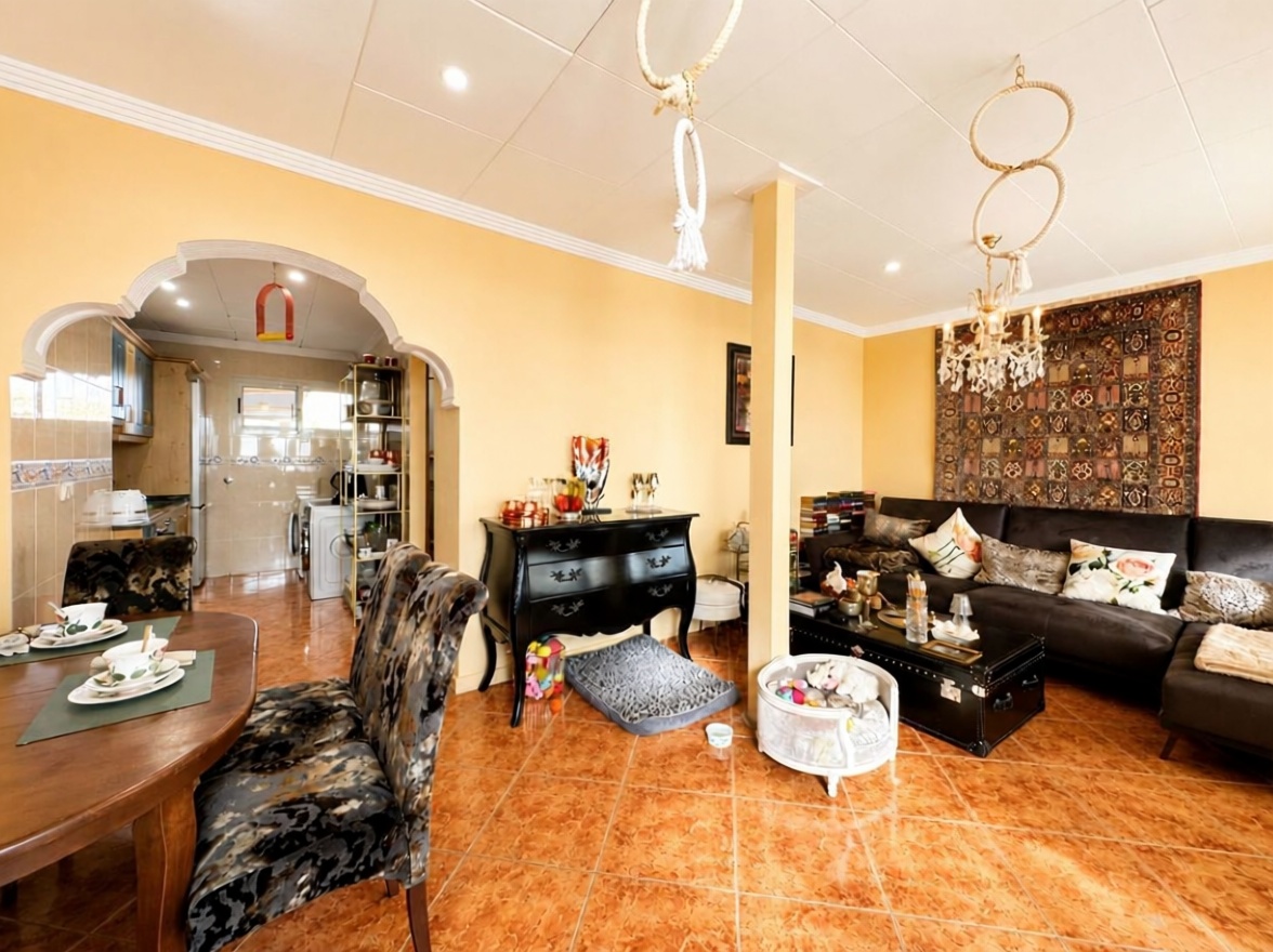 Apartamento à venda pé na areia em Calpe — Sala