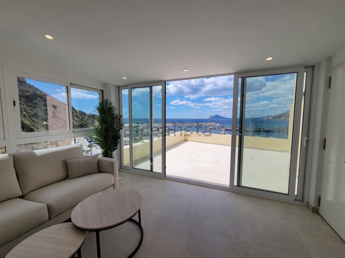 Apartamento à venda pé na areia em Calpe — Sala