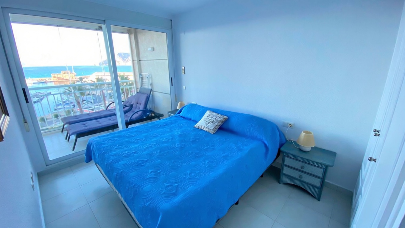 Apartamento à venda pé na areia em Calpe — Quarto