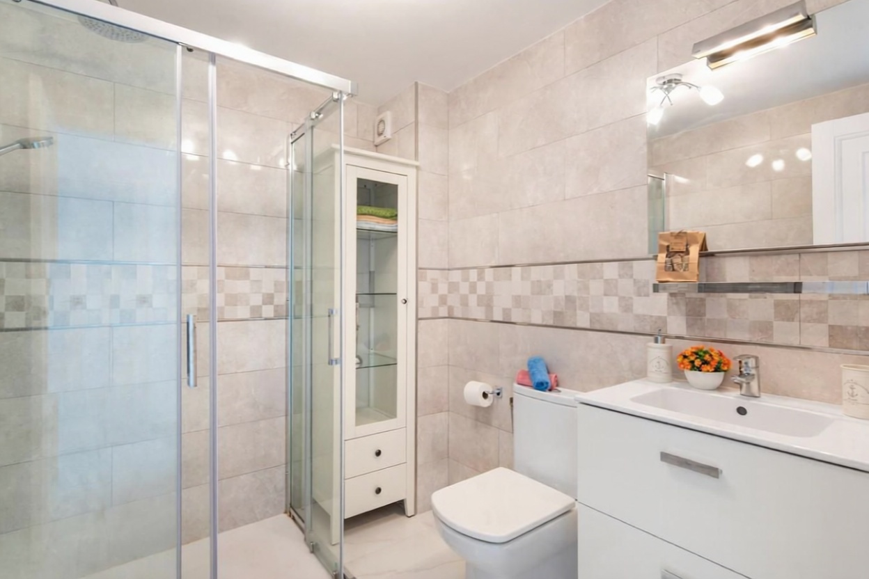 Apartamento à venda pé na areia em Calpe — Casa banho