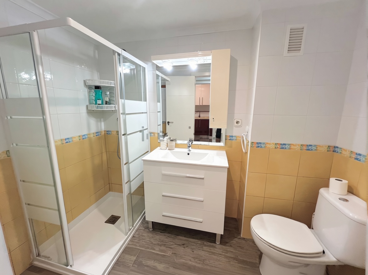 Apartamento à venda pé na areia em Calpe — Casa banho