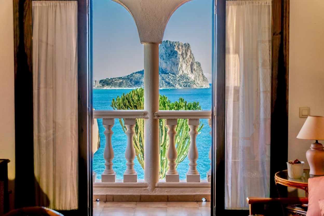 Duplex for sale frontline beach in Calpe