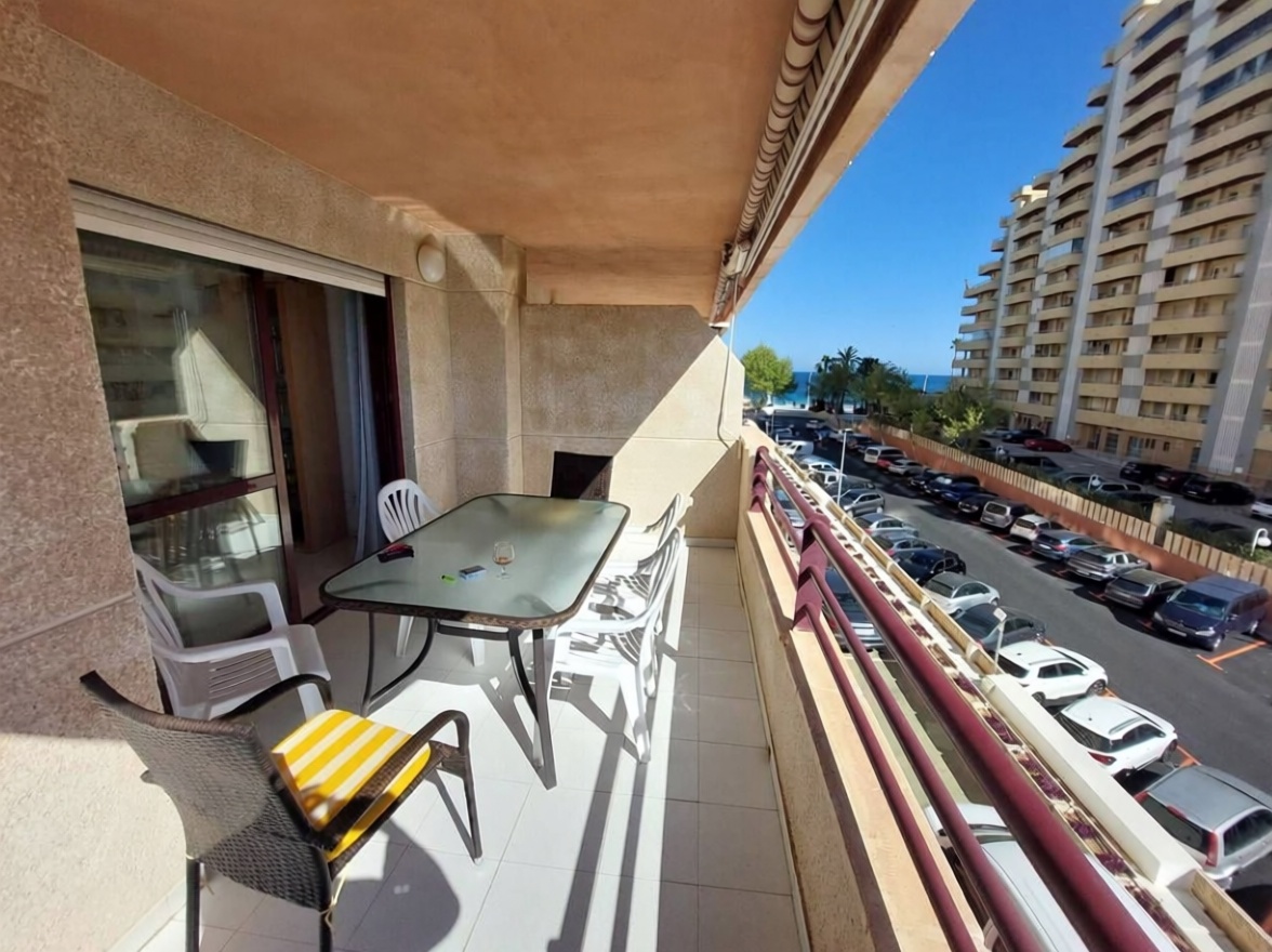 Piso en venta en primera línea de playa en Calpe