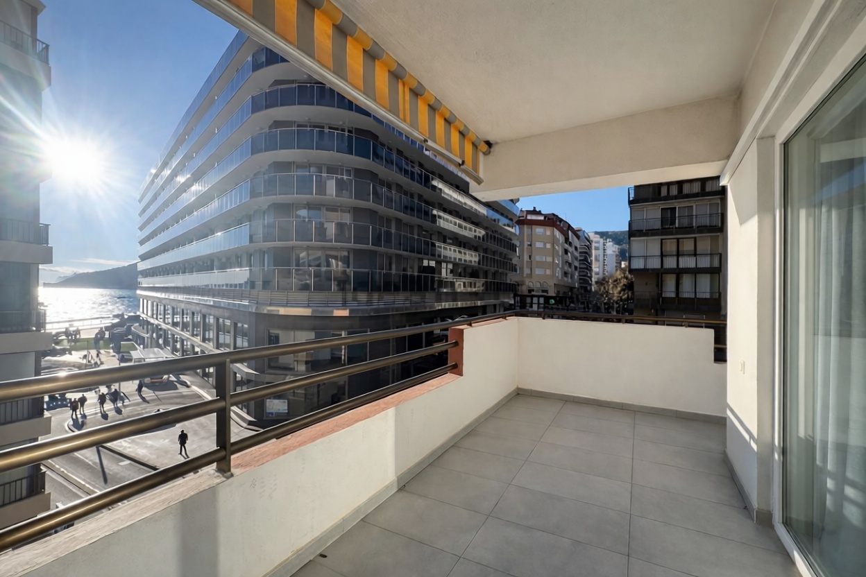 Piso en venta en primera línea de playa en Calpe
