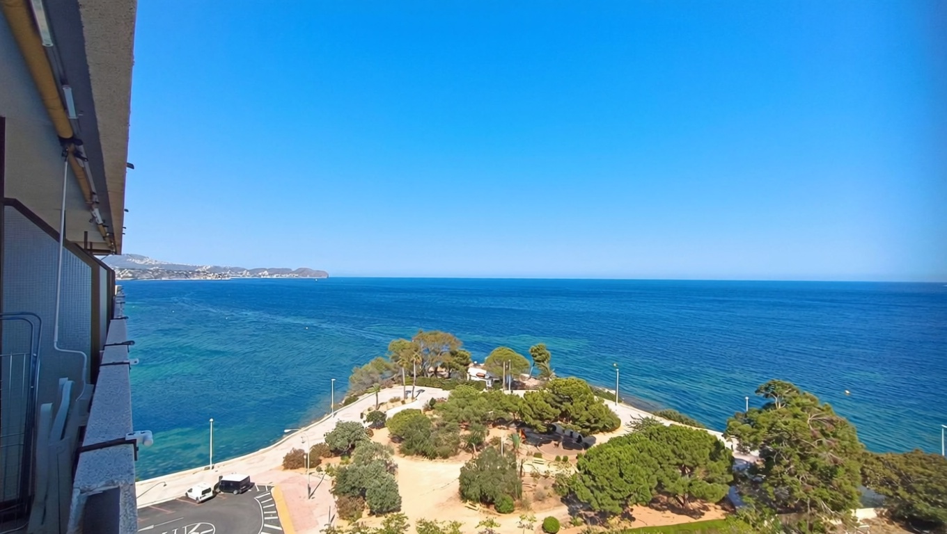 Apartamento à venda pé na areia em Calpe — Vista mar