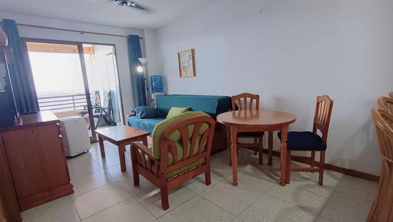 Apartamento à venda pé na areia em Calpe — Sala