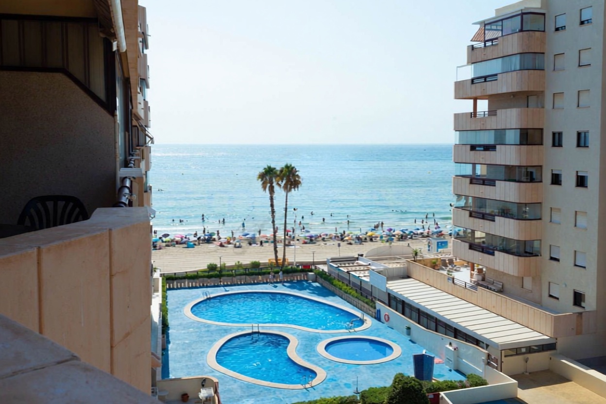 Piso en venta en primera línea de playa en Calpe