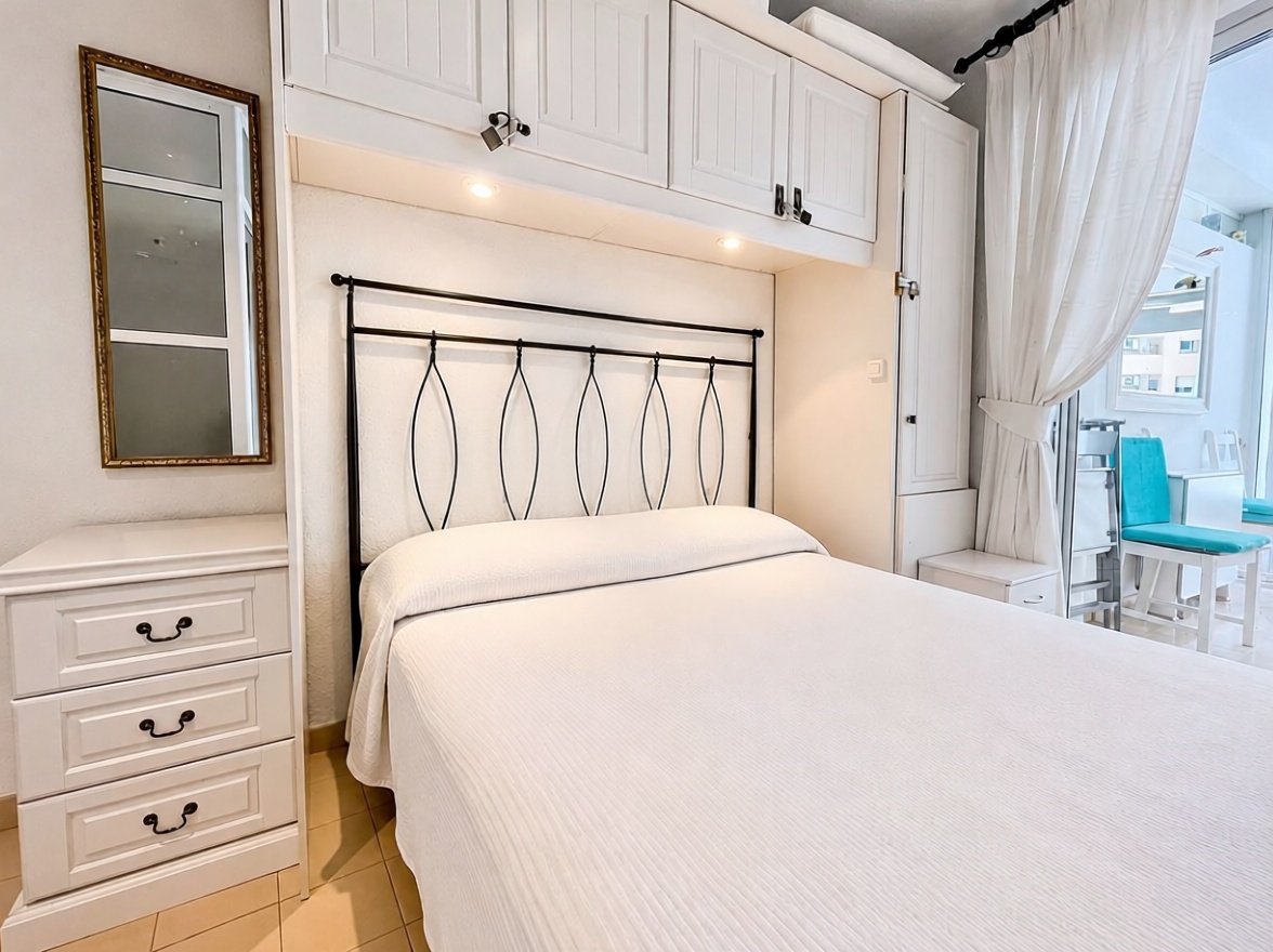 Piso en venta en primera línea de playa en Calpe — Baño