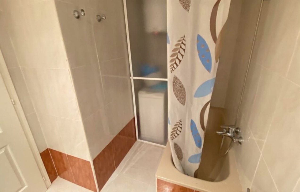 Wohnung zum Verkauf in direkter Strandlage in Calpe — Bad