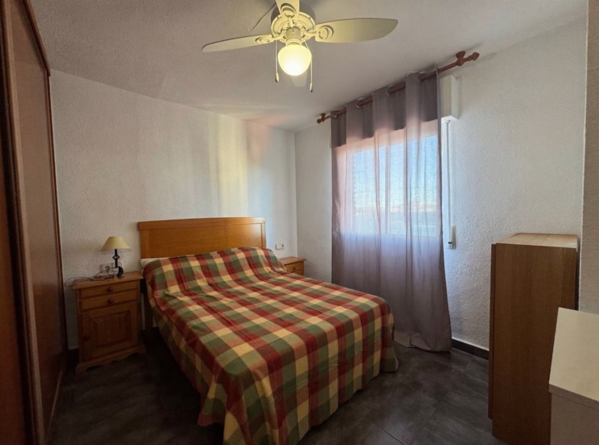 Wohnung zum Verkauf in direkter Strandlage in Calpe — Schlafzimmer