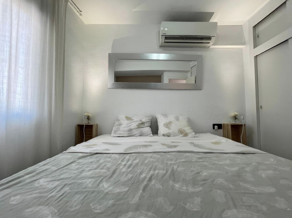 Wohnung zum Verkauf in direkter Strandlage in Calpe — Schlafzimmer