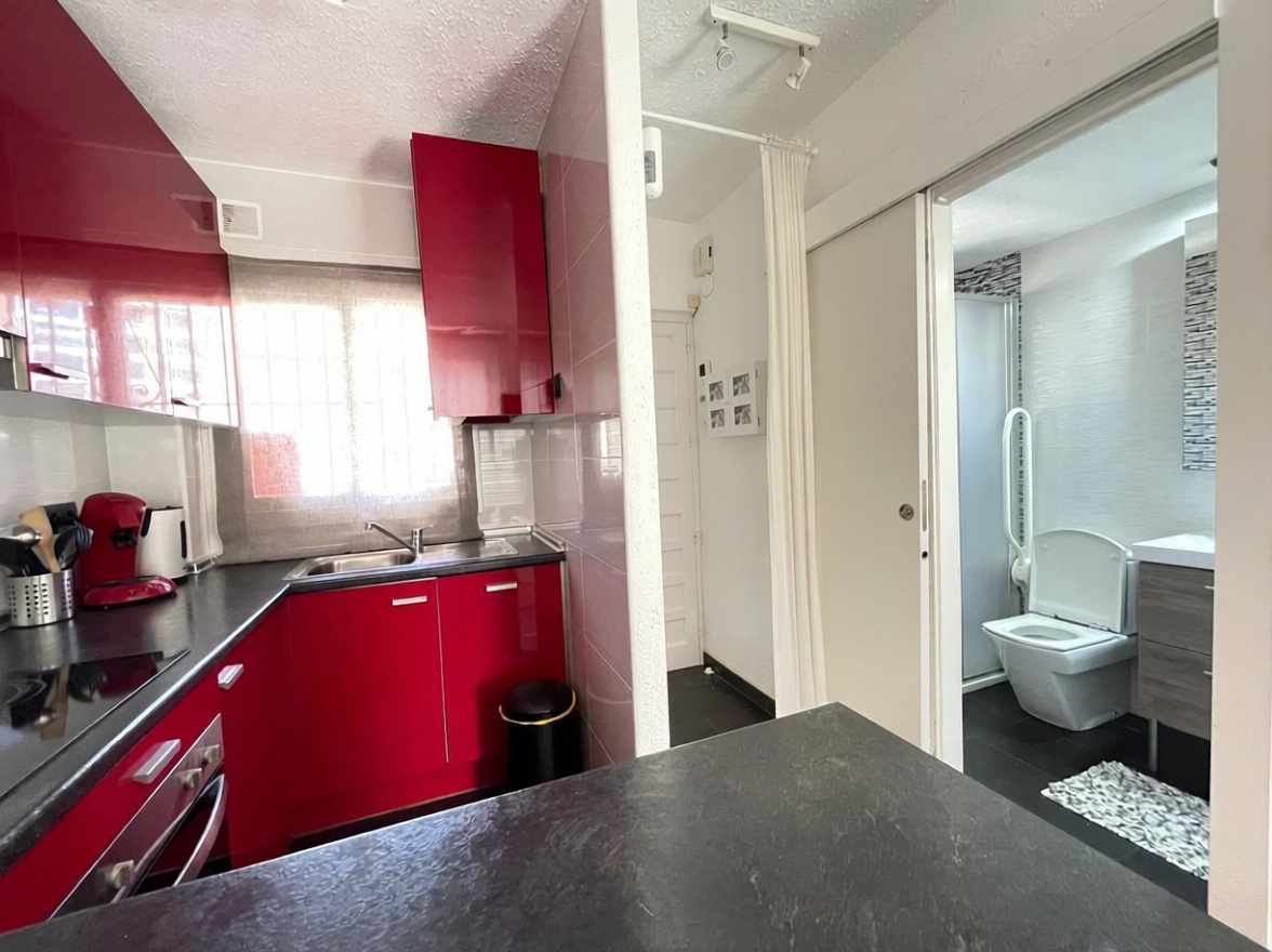 Wohnung zum Verkauf in direkter Strandlage in Calpe — Küche