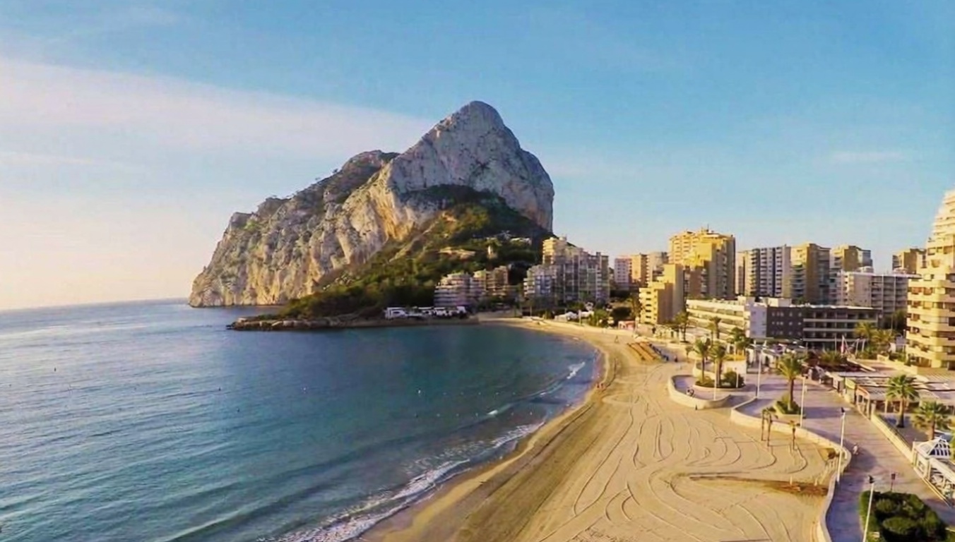 Chalet zum Verkauf mit direktem Strandzugang in Calpe — Meerblick