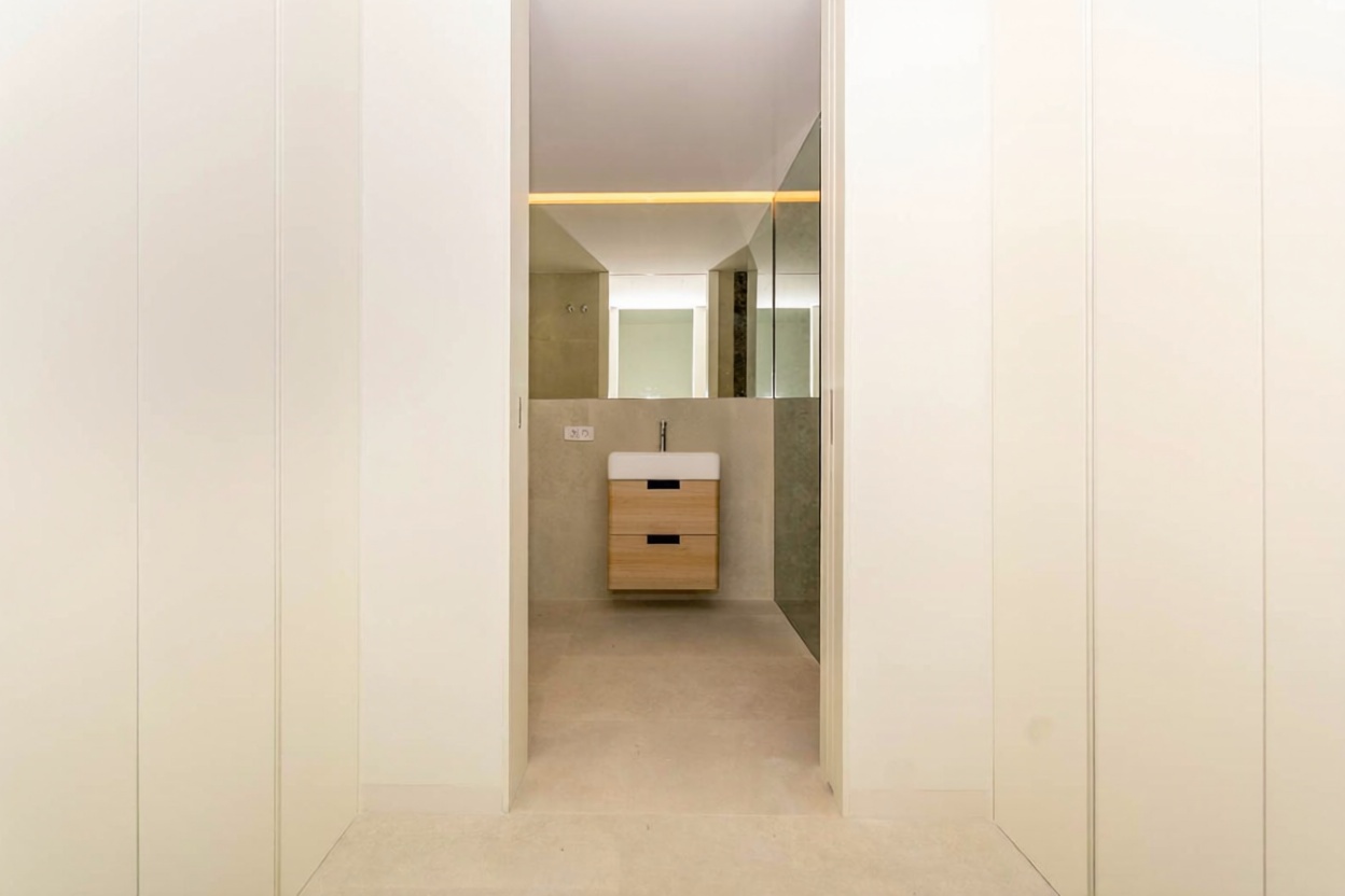 Wohnung zum Verkauf in direkter Strandlage in Calpe — Bad