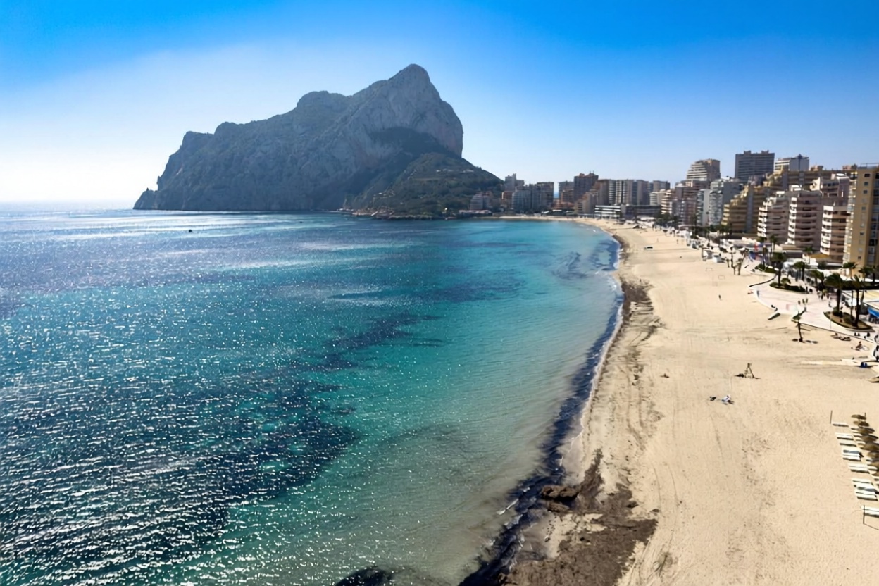 Piso en venta en primera línea de playa en Calpe