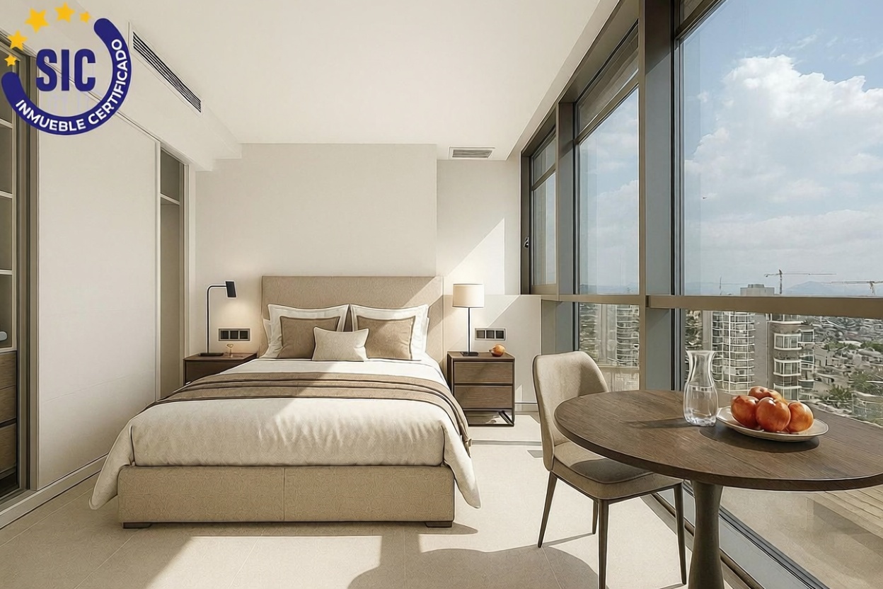 Duplexwohnung zum Verkauf in direkter Strandlage in Calpe — Schlafzimmer