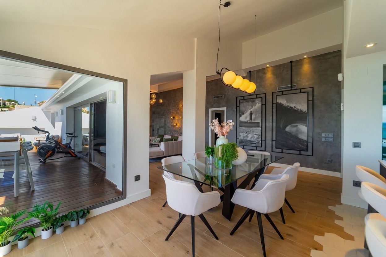 Ático em primeira linha de mar em Altea — Sala