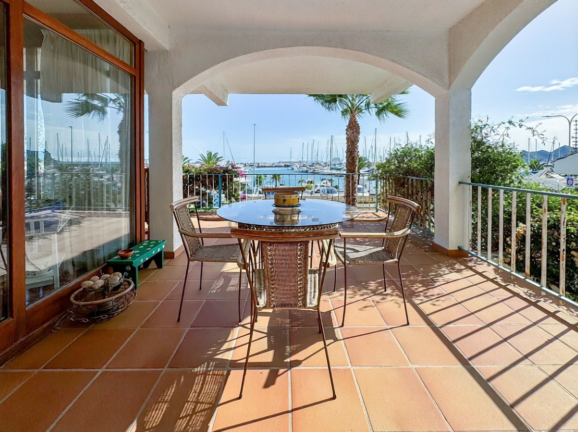 Casa o chalet independiente en venta en Calle Varadero — Terraço mar