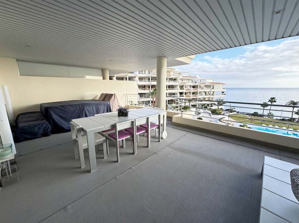 Piso en venta en Ronda de la Marina