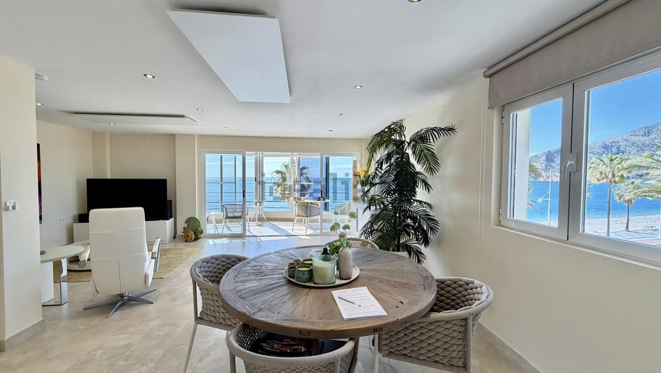 Piso en venta en Carretera del Albir, 14 — Living room