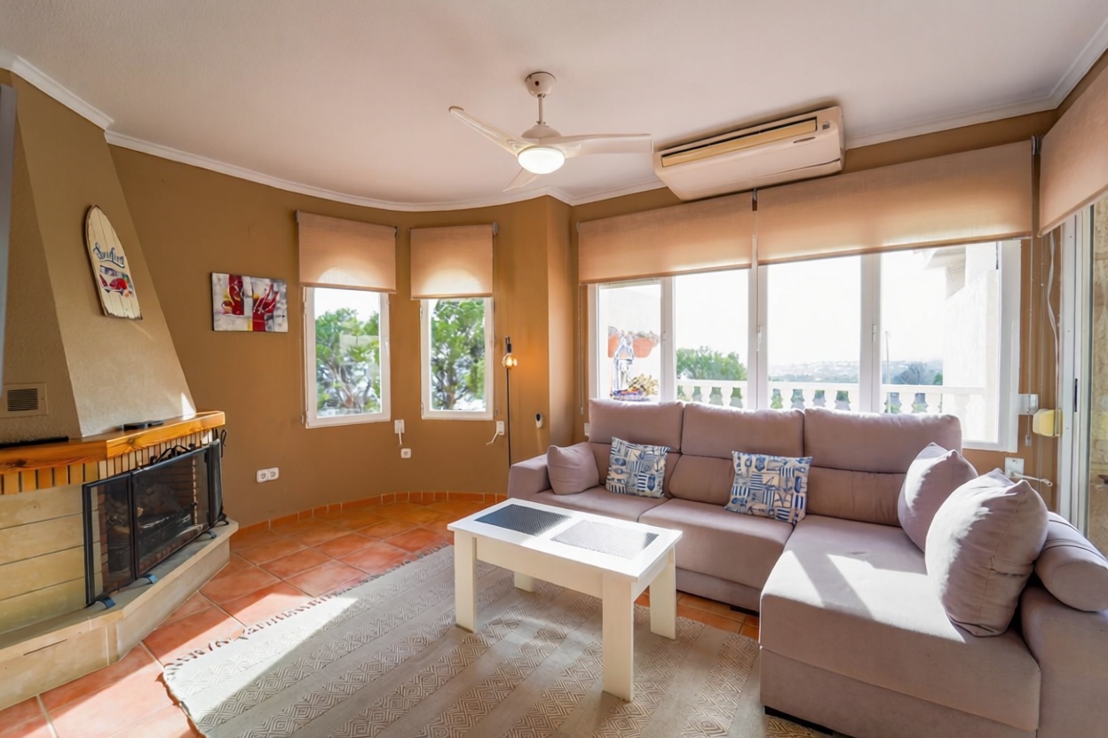 Casa o chalet independiente en venta en Calle Bélgica — Wohnzimmer