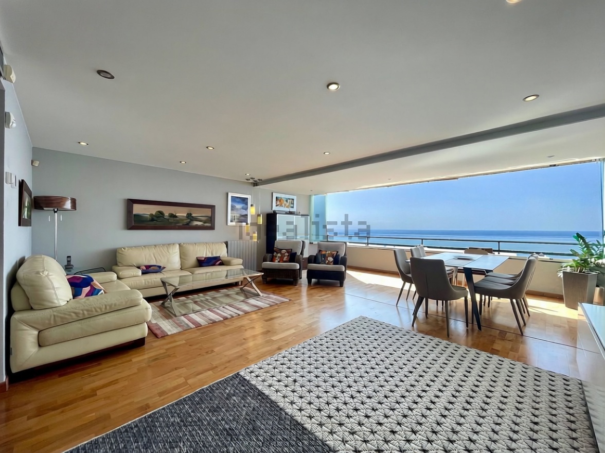 Dúplex en venta en Ronda del Atardecer s/n — Salón