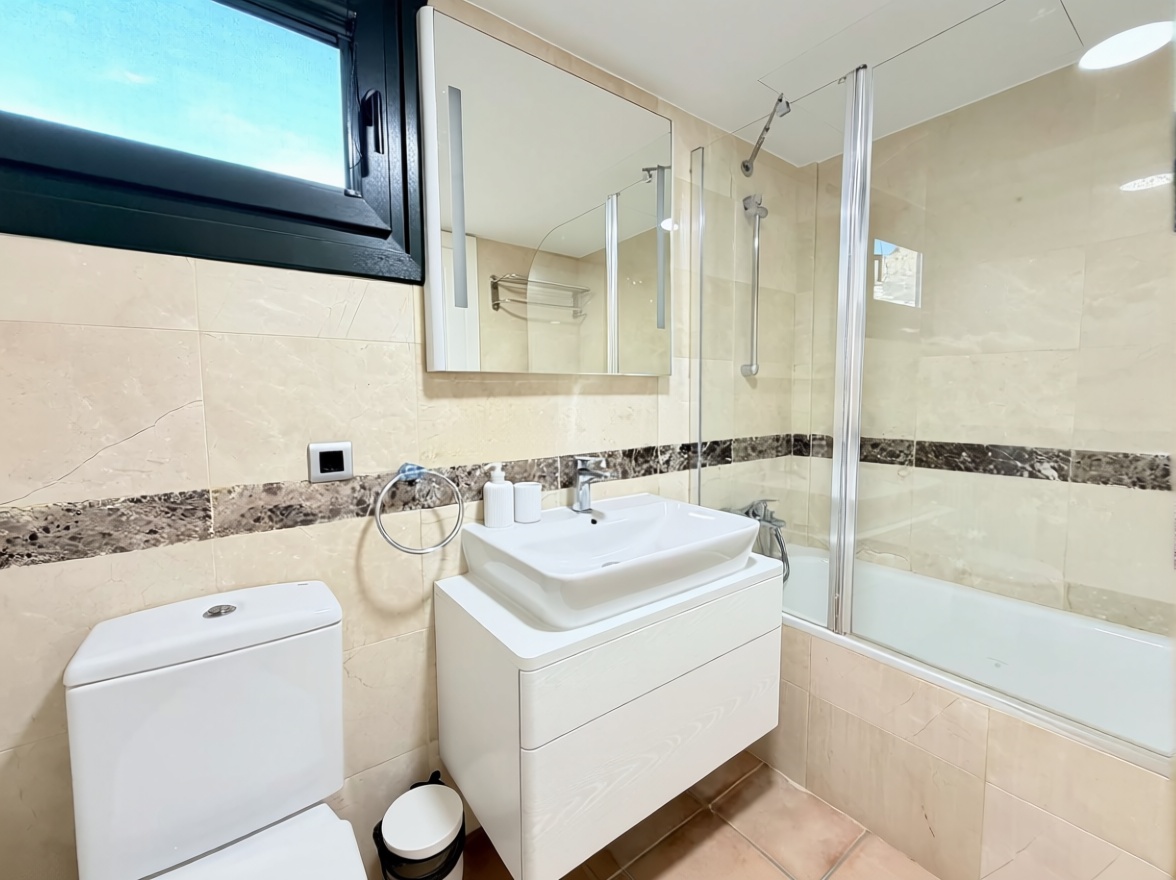 Piso en venta en Calle Sorell, 20 — Bad